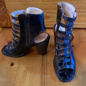 Bed Stu Occam Caged Sandals 4” Heel Size 9 Leather Color Black Distressed